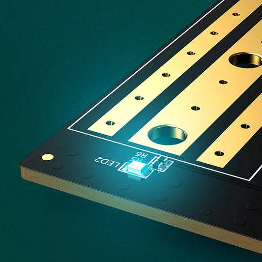 Adattatore Interfaccia SSD UGREEN CM302 (70504), NVMe M.2 / SATA - PCIe 3.0 X4