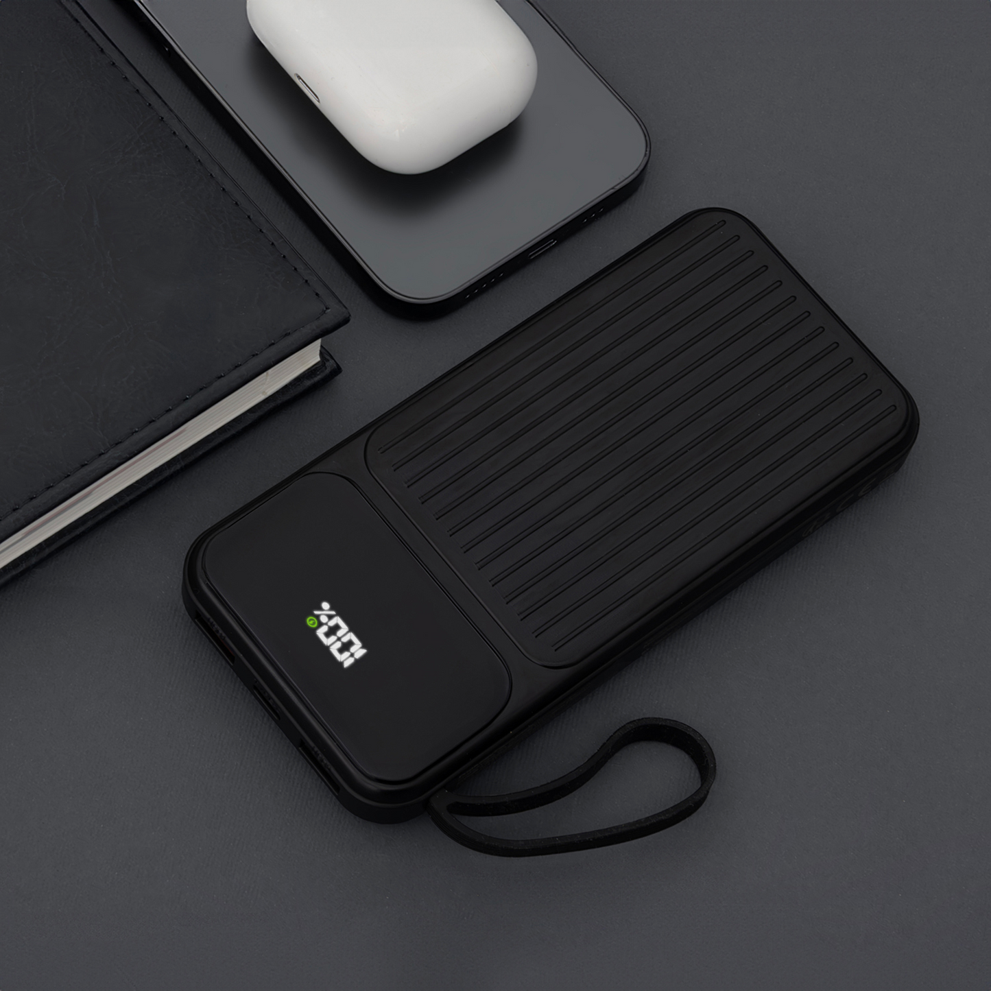 Batteria Esterna MaXlife MXPB-06, 10000mAh, 22.5W, QC + PD, 1 x Lightning - 2 x USB-A - 2 x USB-C, Nera