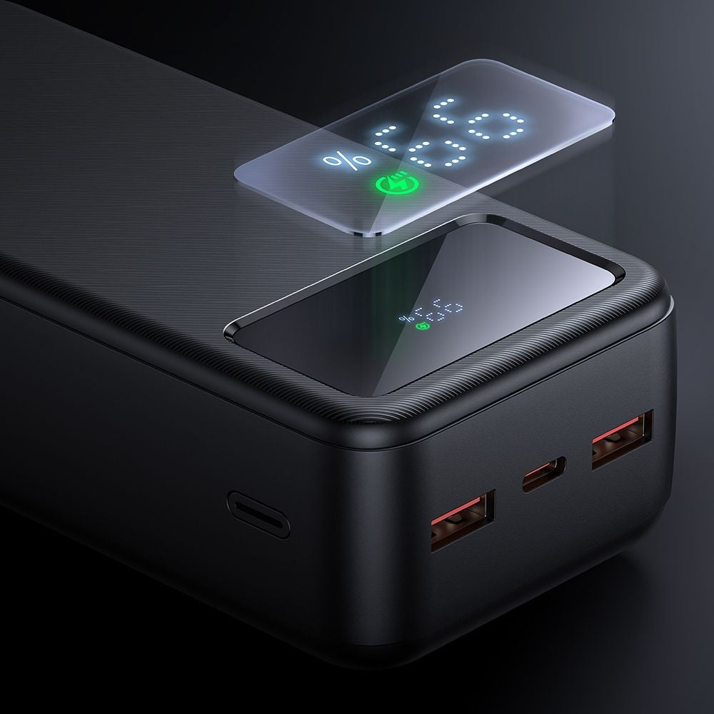 Batteria Esterna McDodo MC-4240, 30000mAh, 22.5W, QC + PD, 2 x USB-A - 1 x USB-C, Nera