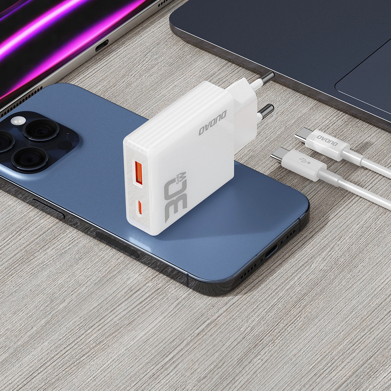 Dudao A30EUT Caricatore di rete con cavo USB-C, 30W, 3A, 1 x USB-A - 1 x USB-C, bianco