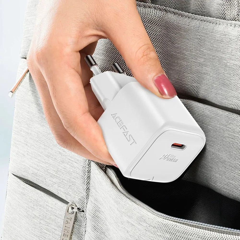 Caricabatterie Rete con Cavo USB-C Acefast A77, 30W, 3A, 1 x USB-C, Bianco