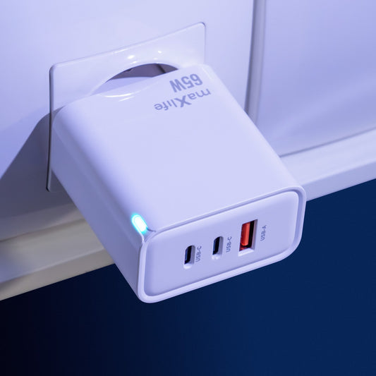 Caricabatterie Retea MaXlife MXTC-09-65ACC, 65W, 3.25A, 1 x USB-A - 2 x USB-C, Bianco