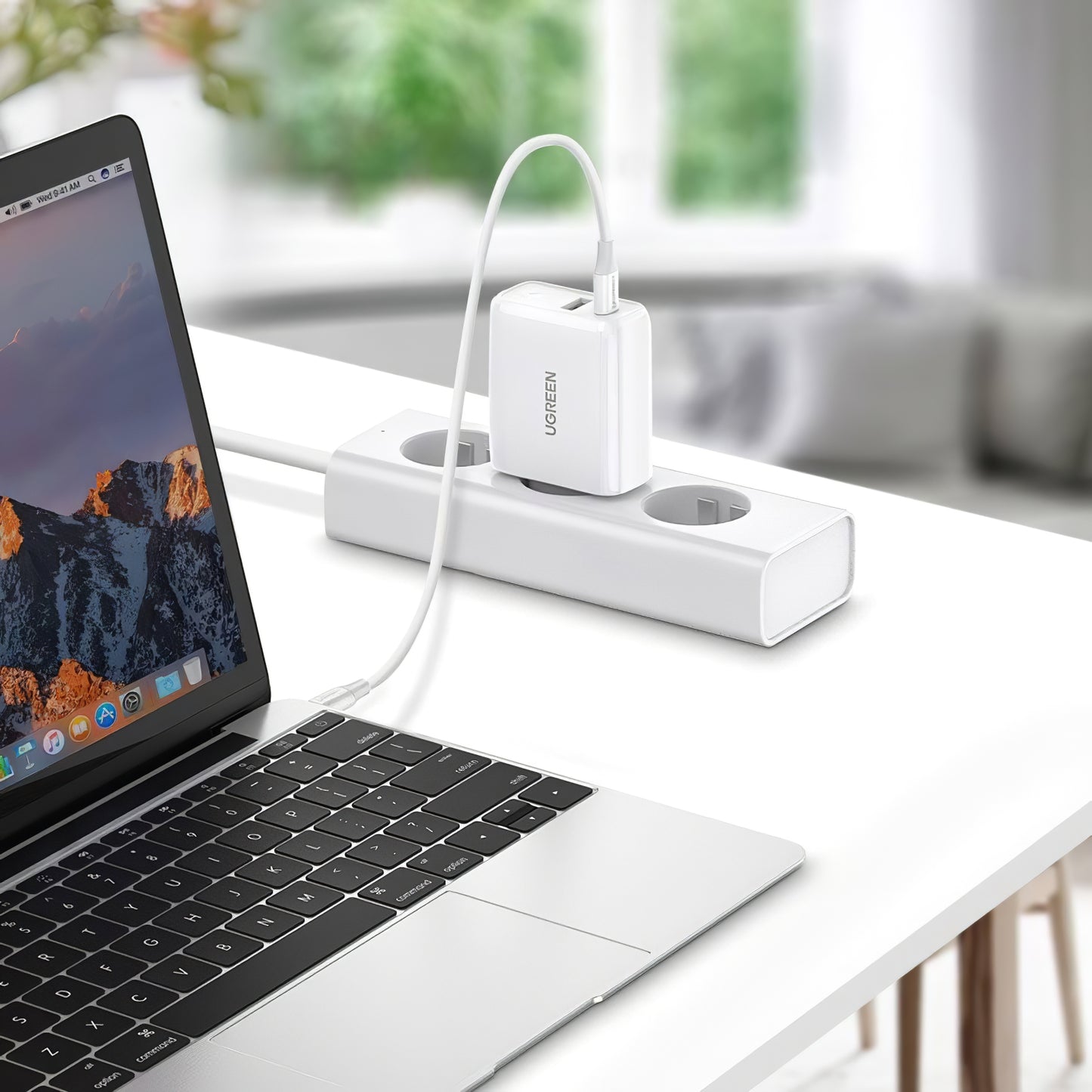 Caricabatterie di rete UGREEN CD170, 36W, 3A, 1 x USB-A - 1 x USB-C, bianco