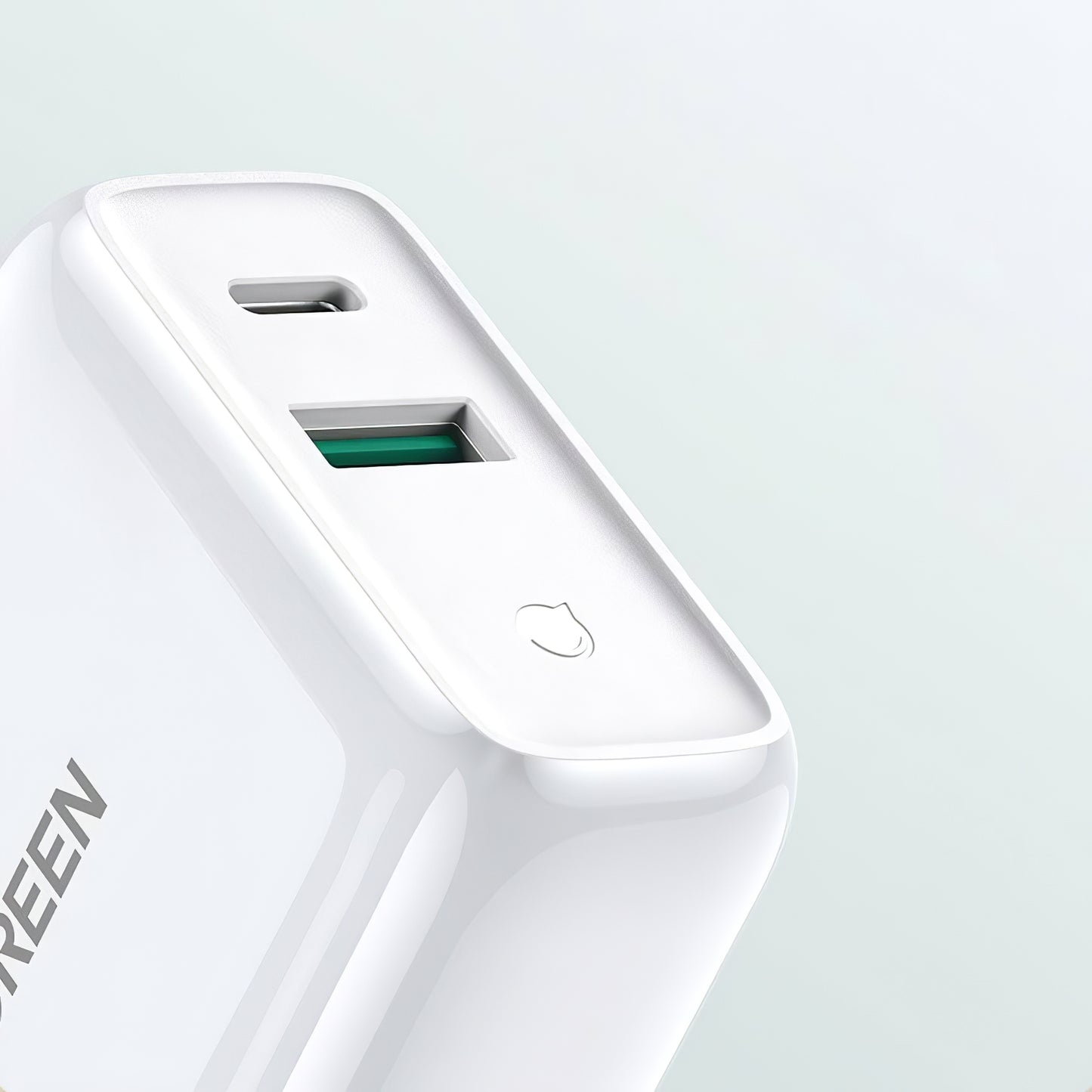 Caricabatterie di rete UGREEN CD170, 36W, 3A, 1 x USB-A - 1 x USB-C, bianco