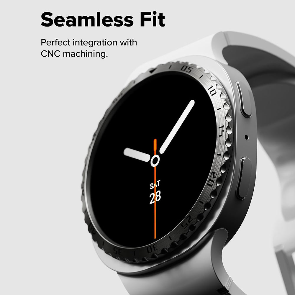 Cornice Protettiva Ringke Inner Styling per Samsung Galaxy Watch8 Classic, Argento
