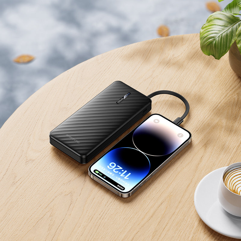Batteria Esterna Borofone BJ84 Smooth, 10000mAh, 10W, 1 x Lightning - 1 x microUSB - 1 x USB-A - 1 x USB-C, Nera