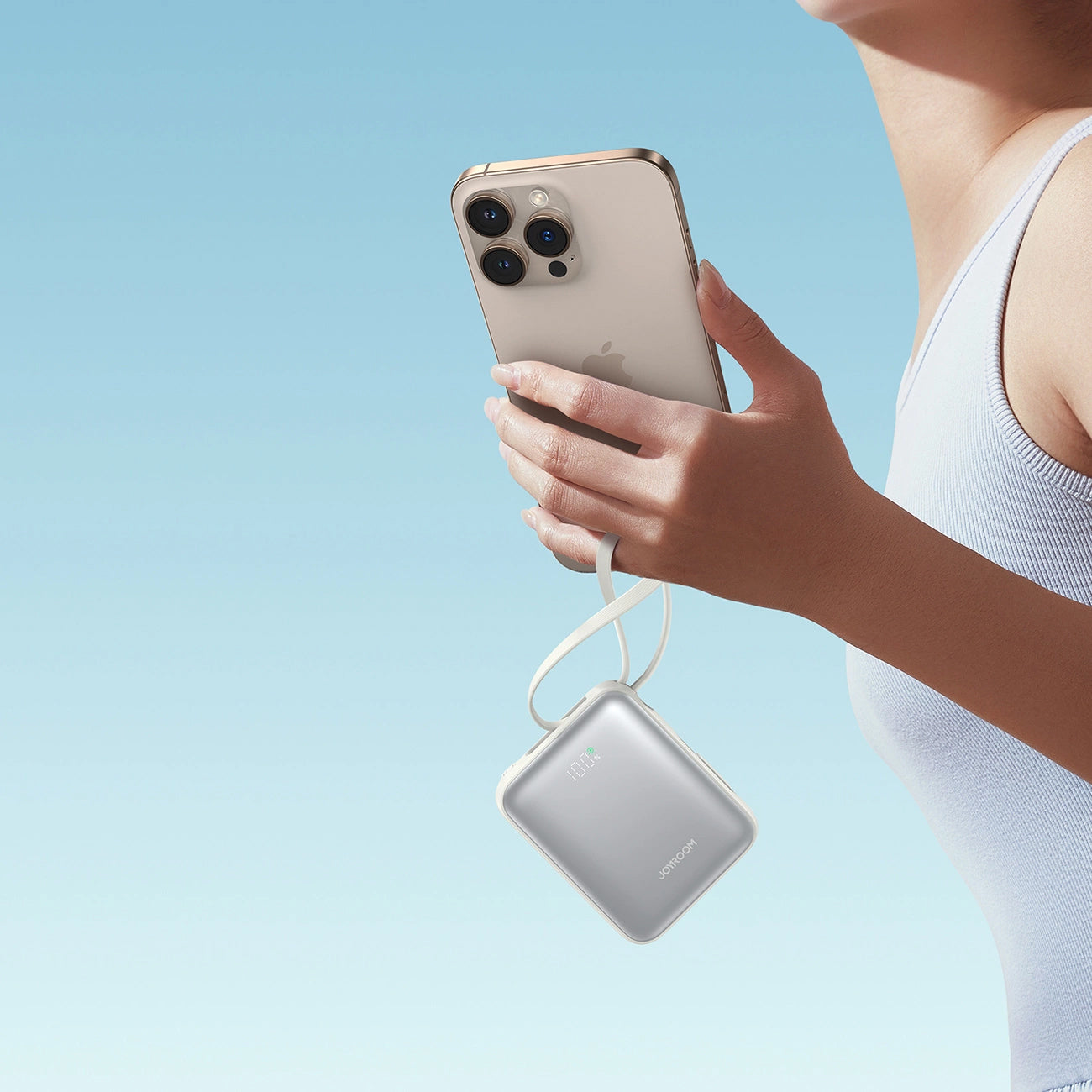 Batteria Esterna Joyroom JR-PBF27, 10000mAh, 22.5W, PD, 1 x Lightning - 2 x USB-C, Bianca