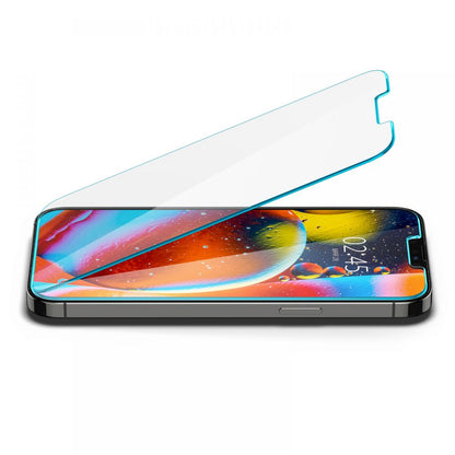 Pellicola Protettiva Schermo Spigen GlastR Slim per Apple iPhone 17e / 16e / 14 / 13 Pro, Vetro Temperato, Full Glue AGL03391