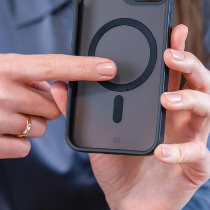 Custodia MagSafe per Apple iPhone 17 Pro, 3MK, Smoke MagCase, Nera