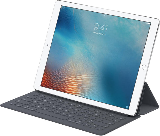 Custodia per Apple iPad Pro 9.7 (2016), Smart Keyboard Folio, Layout US Qwerty, Nero MM2L2ZM/A 