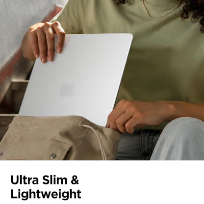 Custodia Spigen Airskin per Apple MacBook Air 13 pollici (2026) / (2025) / (2024) / (2022), Trasparente Satinata ACS11530