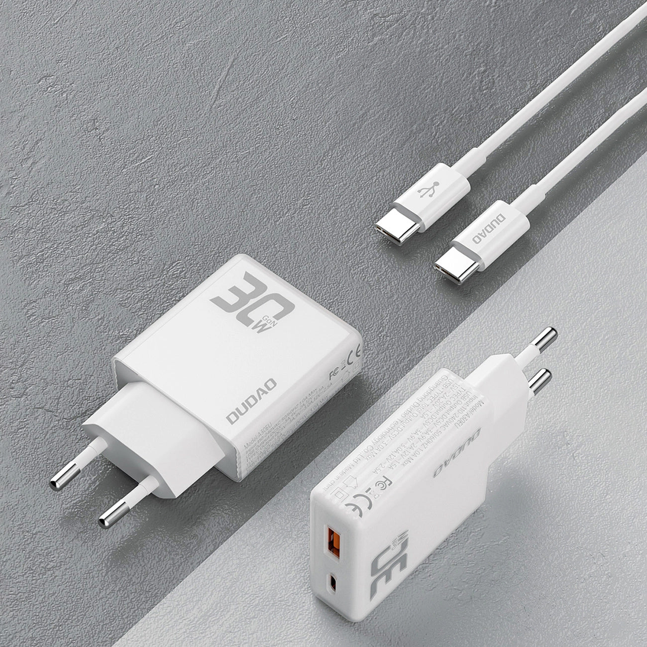 Dudao A30EUT Caricatore di rete con cavo USB-C, 30W, 3A, 1 x USB-A - 1 x USB-C, bianco 