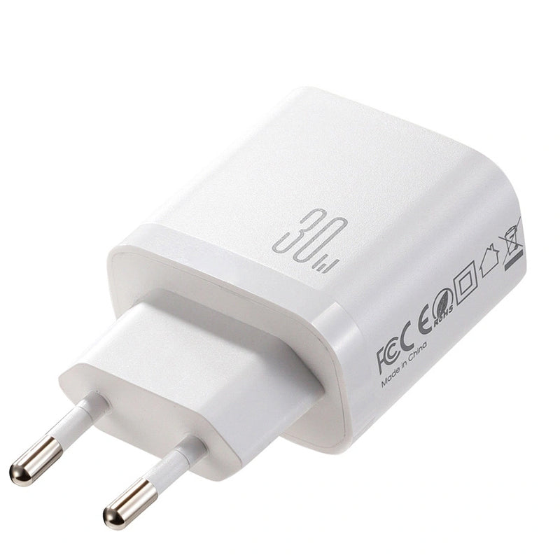 Caricatore da rete Joyroom JR-TG6, 30W, 3A, 1 x Lightning - 1 x USB-A - 1 x USB-C, Bianco