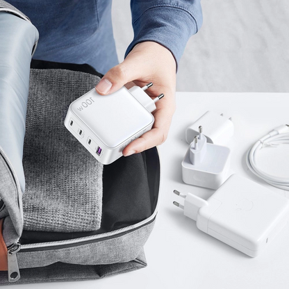 Caricabatterie Rete UGREEN CD226, 100W, 5A, 1 x USB-A - 3 x USB-C, Bianco