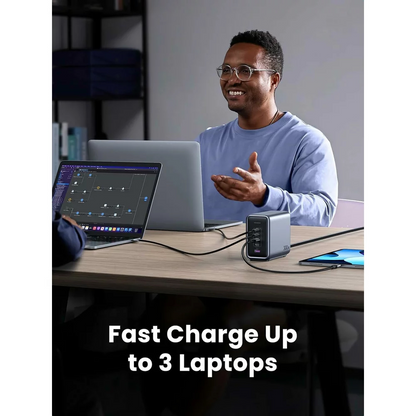 Caricabatterie Stazione UGREEN CD333 Nexode, 300W, 5A, 1 x USB-A - 4 x USB-C, Grigio, Ricondizionato