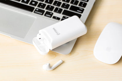 Pitaka Air Pal Essential Batteria esterna senza fili per Apple Airpods Gen 1 / Gen 2, 1200mAh, 5W, bianco AP1002